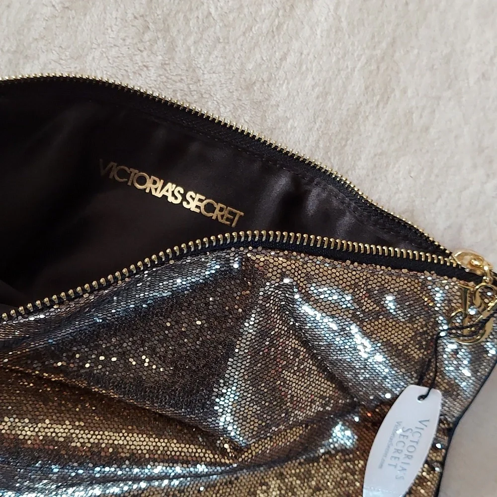Victoria's Secret Gold Sparkly Fold Over Clutch Accessory Bag - Picture 3 of 8